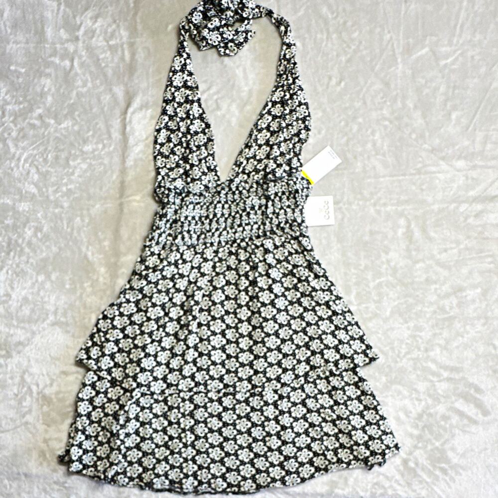 CeCe NEW Womens Swim Cover-up Halter Smocked Mini Dress Sz M Black/White Floral